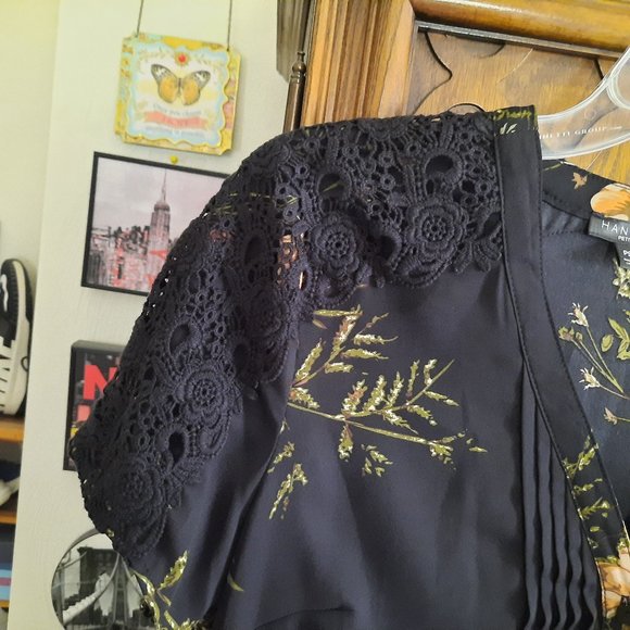 HANNAH Floral Crochet-Lace Pintuck Buttondown Blouse- NWT, Size PS - Picture 4 of 16